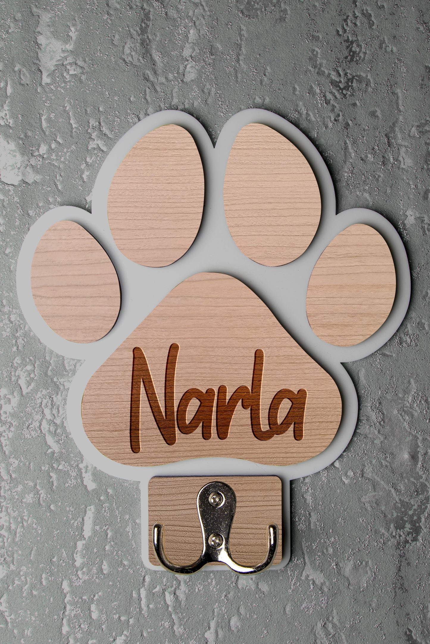 Personalised Paw Shaped Dog Lead Holder 🐾